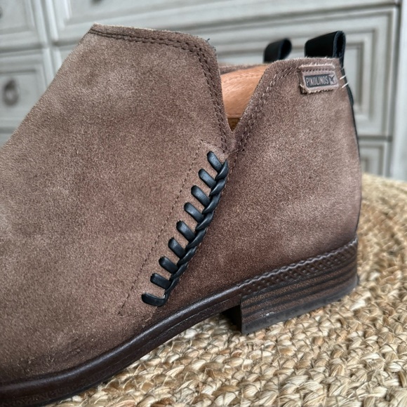 Pikolinos Women’s Ordino Suede Ankle Boot - Picture 4 of 13